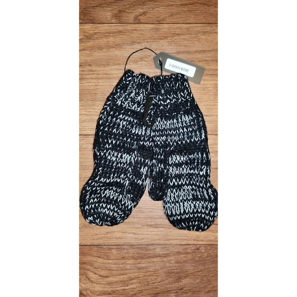 Code Love Mittens   - Picture 2 of 2